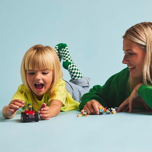 LEGO City Traktor mit Anhänger - Bauernhof Spielzeug mit Traktor & Tierfiguren - Montessori Spielsets für Jungen und Mädchen ab 4 Jahren - Geschenk mit 2 Minifiguren 60461 - Image 5