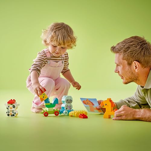 LEGO DUPLO Tierzug - Lernspielzeug für Kleinkinder – inkl. Hahn, Pferd, Lamm & Kuh Bauernhoftiere - Kreatives Spielzeug mit Tierfiguren - Geburtstagsgeschenk für Jungen & Mädchen ab 1 Jahr - 10412 - Image 5