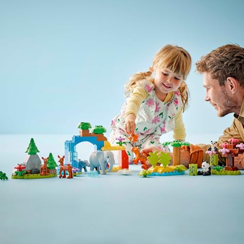 LEGO DUPLO Town Wildtier-Familien 3-in-1 Set - Lernspielzeug für Kleinkinder mit Tierfiguren - Montessori Spielzeug ab 2 Jahren mit Schildkröte, Tiger, Elefant, Hirsch & Panda Figuren - Geschenk 10446 - Image 4