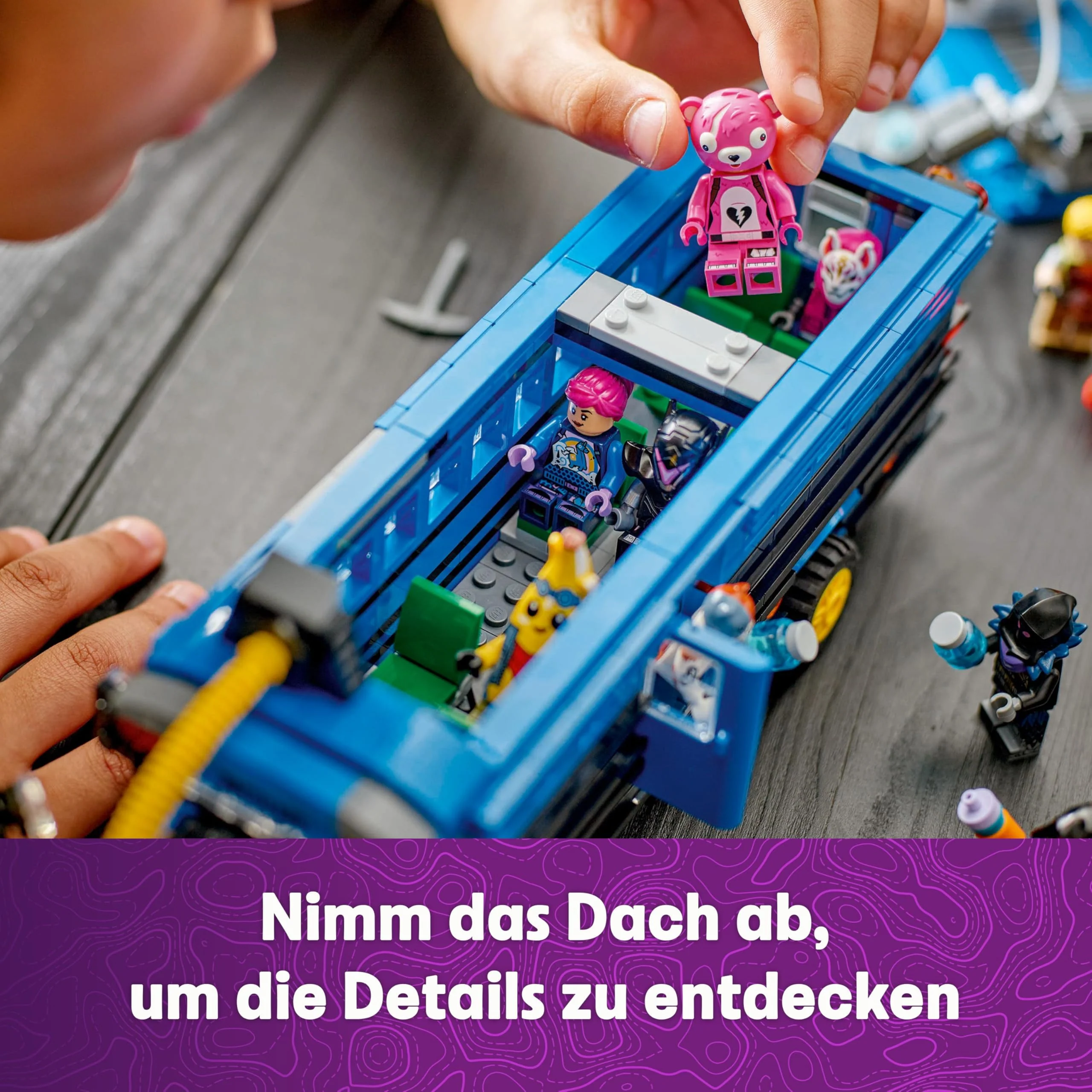 LEGO Fortnite Schlachtenbus – Spielzeug Fahrzeug aus dem Videospiel mit 9 Minifiguren und Zubehör – Geschenk für Gamer, Jungen und Mädchen und Fans ab 10 Jahren – Weihnachtsüberraschung - 77073 - Image 11