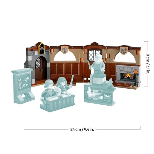 LEGO Harry Potter Schloss Hogwarts: Zauberkunstunterricht, Set mit 3 Minifiguren, inkl. Hermine Granger & Ron Weasley, Wingardium Leviosa Funktion, Spielzeug für Mädchen & Jungen ab 8 Jahren 76442 - Image 5