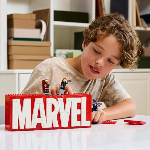 LEGO Marvel: Marvel Logo & Minifiguren - Sammlerstück inkl. Hulk, Thor, Iron Man, Black Widow und Captain America - Bauset mit Avengers Figuren - Geschenk für Jungen und Mädchen ab 12 Jahren 76313 - Image 5