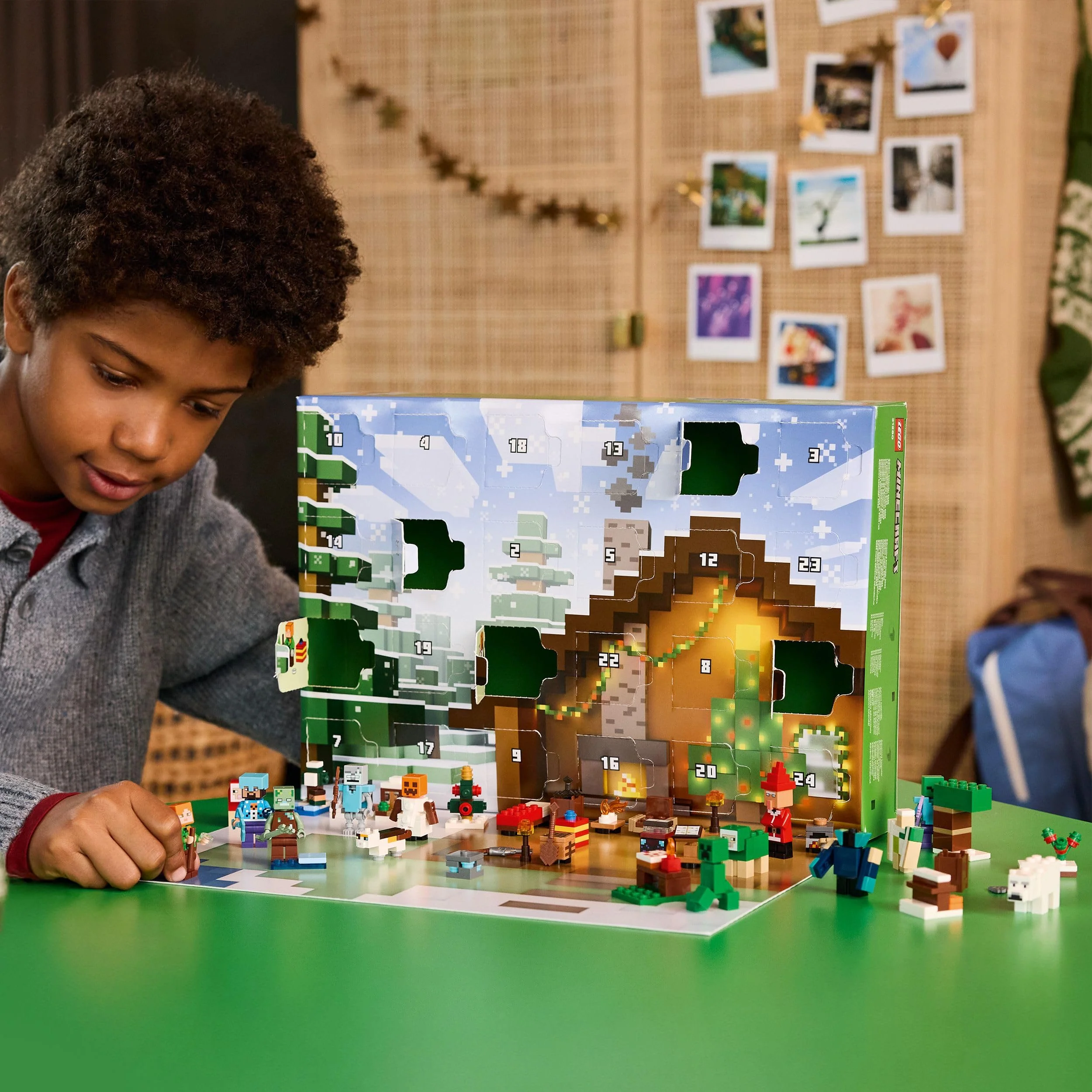LEGO Minecraft Adventskalender 2025 - Weihnachten Spielzeug für Jungen & Mädchen ab 7 Jahren - 24 Überraschungen inkl. Minifiguren & Mini-Modellen - Kinder Spielset - Gaming Geschenk zum Advent 21280 - Image 4