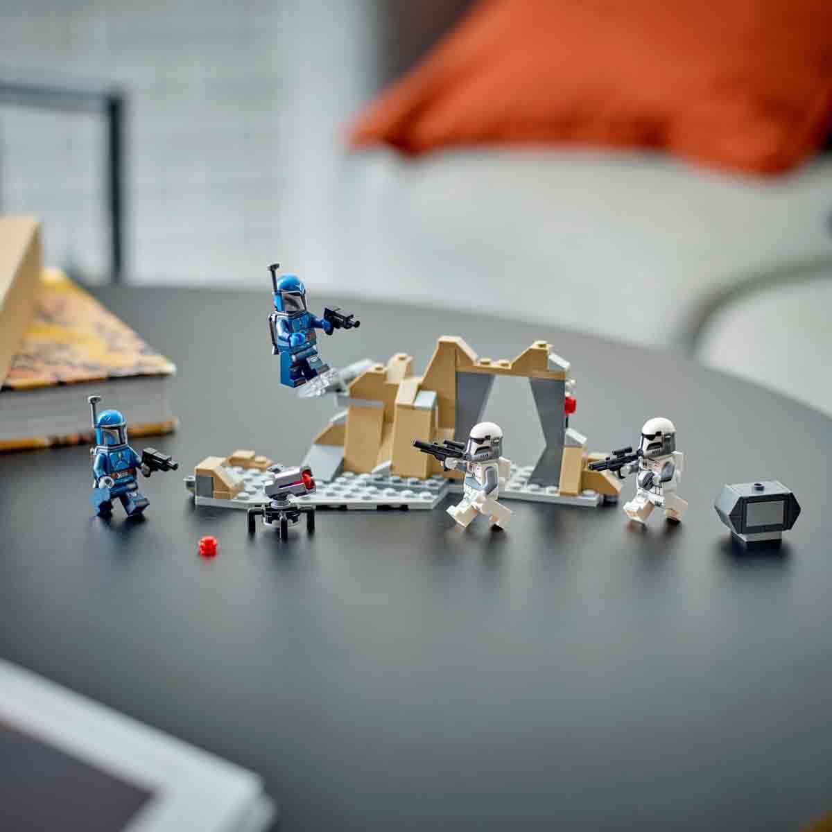 LEGO Star Wars: The Mandalorian Hinterhalt auf Mandalore Battle Pack, Abenteuer-Bauspielzeug für Kinder, Action-Spielset zum Sammeln, Geschenkidee für Jungen und Mädchen 75373 - Image 14