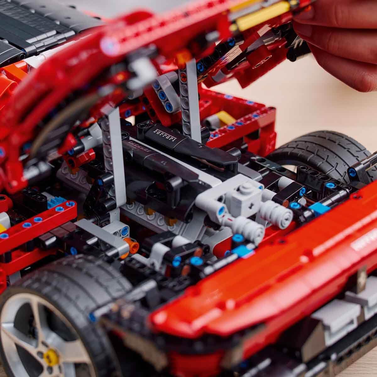 LEGO Technic Ferrari Daytona SP3 Modellauto-Bausatz im Maßstab 1:8, roter Super-Sportwagen, erweitertes Auto-Modell Sammlerstück, Ultimate Car Concept 42143 - Image 6