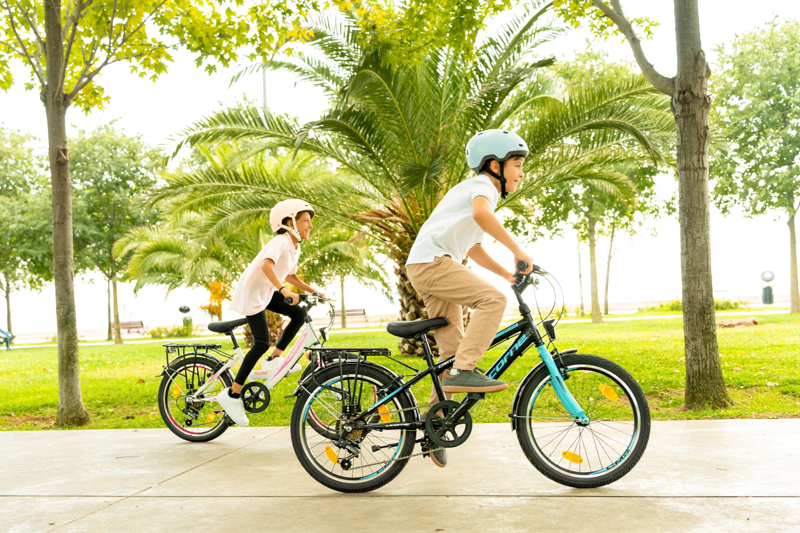 Licorne Bike Carter Premium Mountainbike in 20 Zoll Fahrrad für Kinder Mädchen Jungen 6 Gang Shimano Schaltung (Kinderfahrrad, Schwarz/Blau)