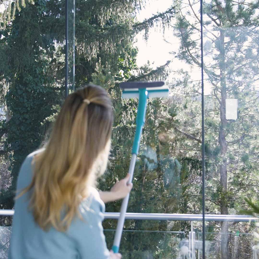 Livington Window Buddy - Doppelpack - 3 in 1 Fensterreinigungsgerät - Fensterabzieher mit Verlängerungsstange - Fensterwischer - Duschabzieher - Für Glasflächen, Fenster, Duschwände, Solarmodule - Image 3