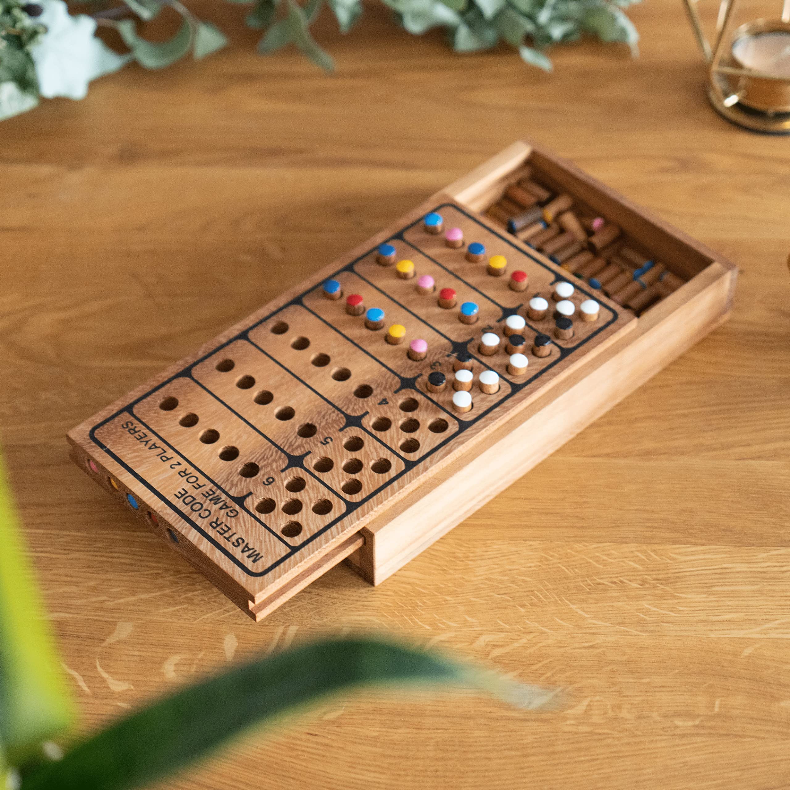 LOGOPLAY Code Finder - Master Code - Superhirn - Strategiespiel - Denkspiel - Logikspiel - Brettspiel aus Holz für 2 Spieler - Image 6