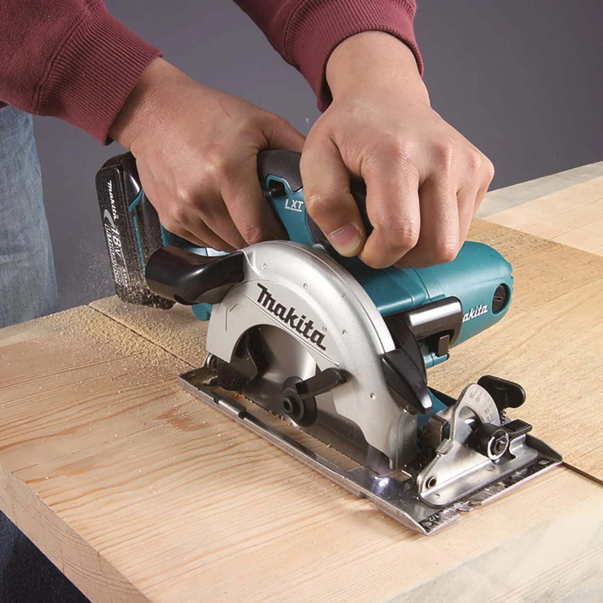 Makita DSS501Z Akku-Handkreissäge 51mm 18,0 V (ohne Akku, ohne Ladegerät), Blau - Image 2