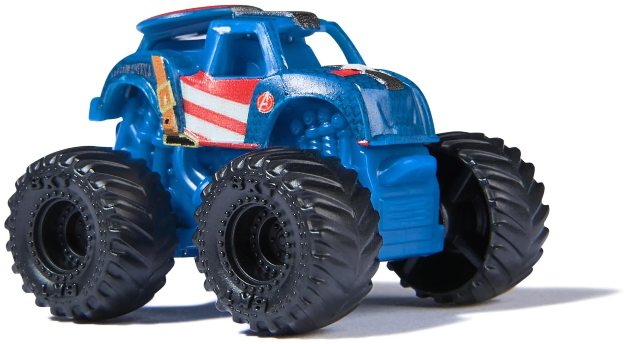Monster Jam Marvel - Mini-Truck 3er-Set mit Black Panther, Captain America, Iron Man, Maßstab 1:87, robust und mit coolen Details, für monstermäßige Superhelden-Action an jedem Ort, ab 3 Jahren - Image 7