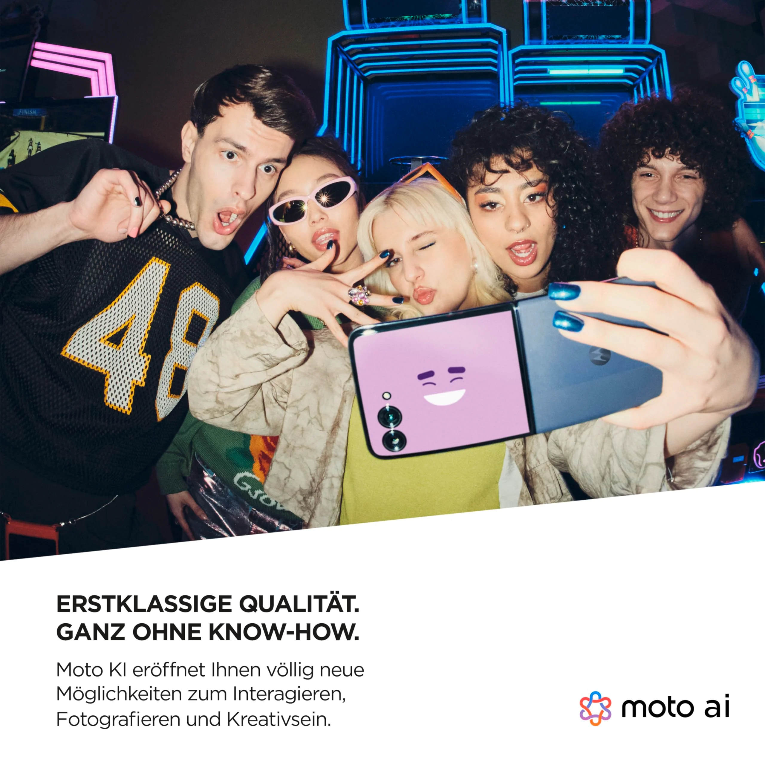 Motorola razr50 Ultra (Flip-Phone, 6,9"/4,0"-FHD+-Display, 50-MP-Kamera, 12/512 GB, 4000 mAh, Android 14) Spring Green, inkl. Premium-Schutzcover [Exklusiv bei Amazon] - Image 4