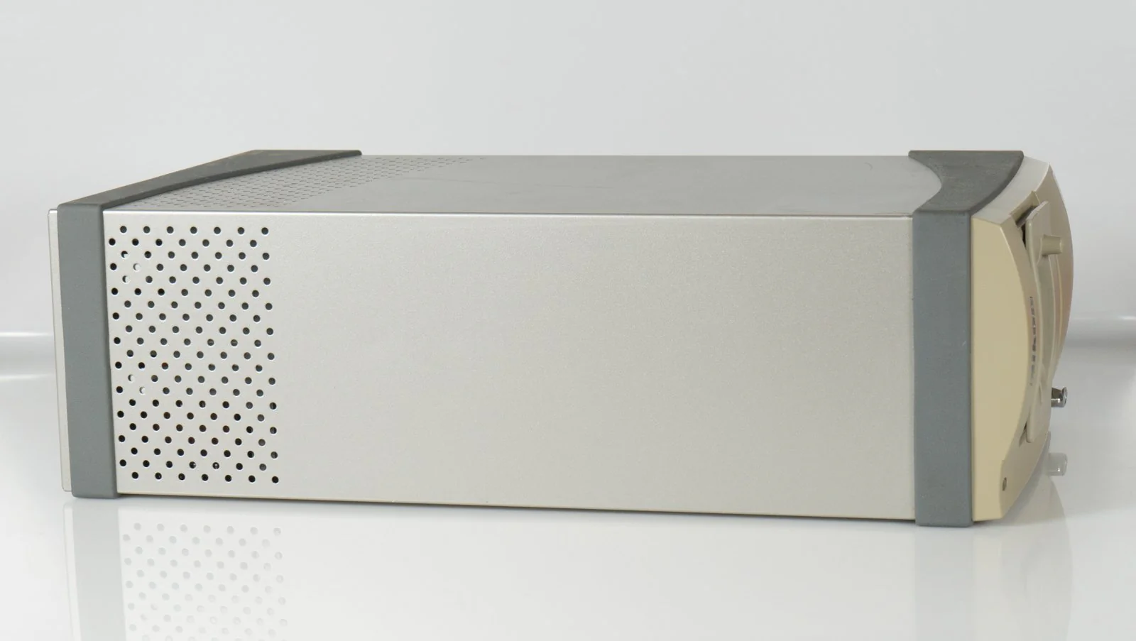 Nikon COOLSCAN V ED - Image 3