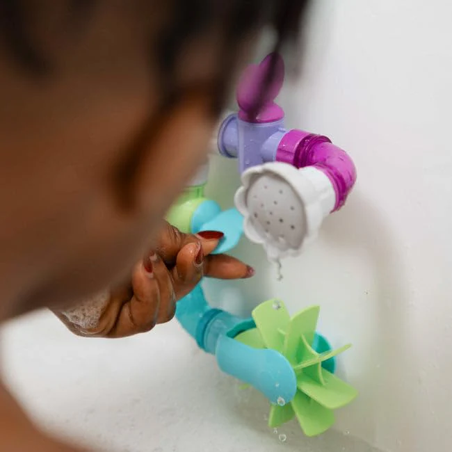 Nuby Wacky Waterworks – Bade-Spielzeug mit Saugnapf | Kognitives Wachstum für Kinder | Interaktives Wasserspielzeug | Spaßig und lehrreich | Ab 3 Jahren - Image 2