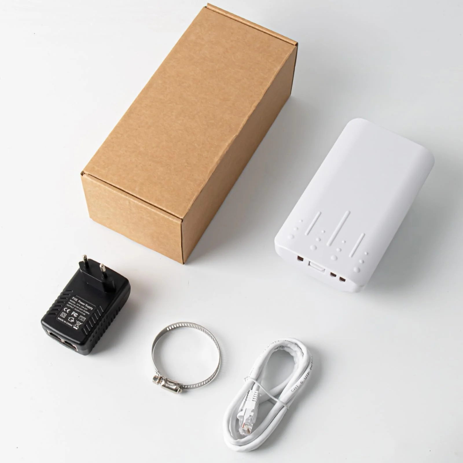 Outdoor WLAN Verstärker Wetterfester, IP65 Regenfest und Staubdicht WiFi Repeatermit AP Modus, 2.4Ghz 300 Mbit/s WiFi Expander,Eingebaute versteckte Antenne, Arbeitstemperatur -40℃—70℃，weiß - Image 4