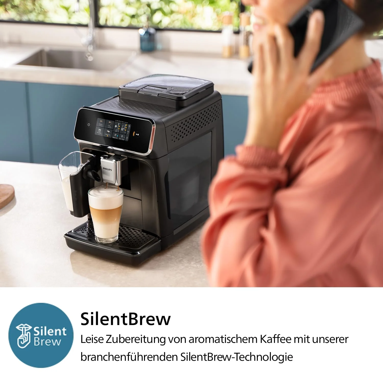 PHILIPS 2300 Series Kaffeevollautomat - 4 Getränke, Modernes Farb-Touchscreen-Display, LatteGo-Milchsystem, SilentBrew, 100% Keramikmahlwerk, AquaClean Filter. Mattschwarz (EP2330/10) - Image 2