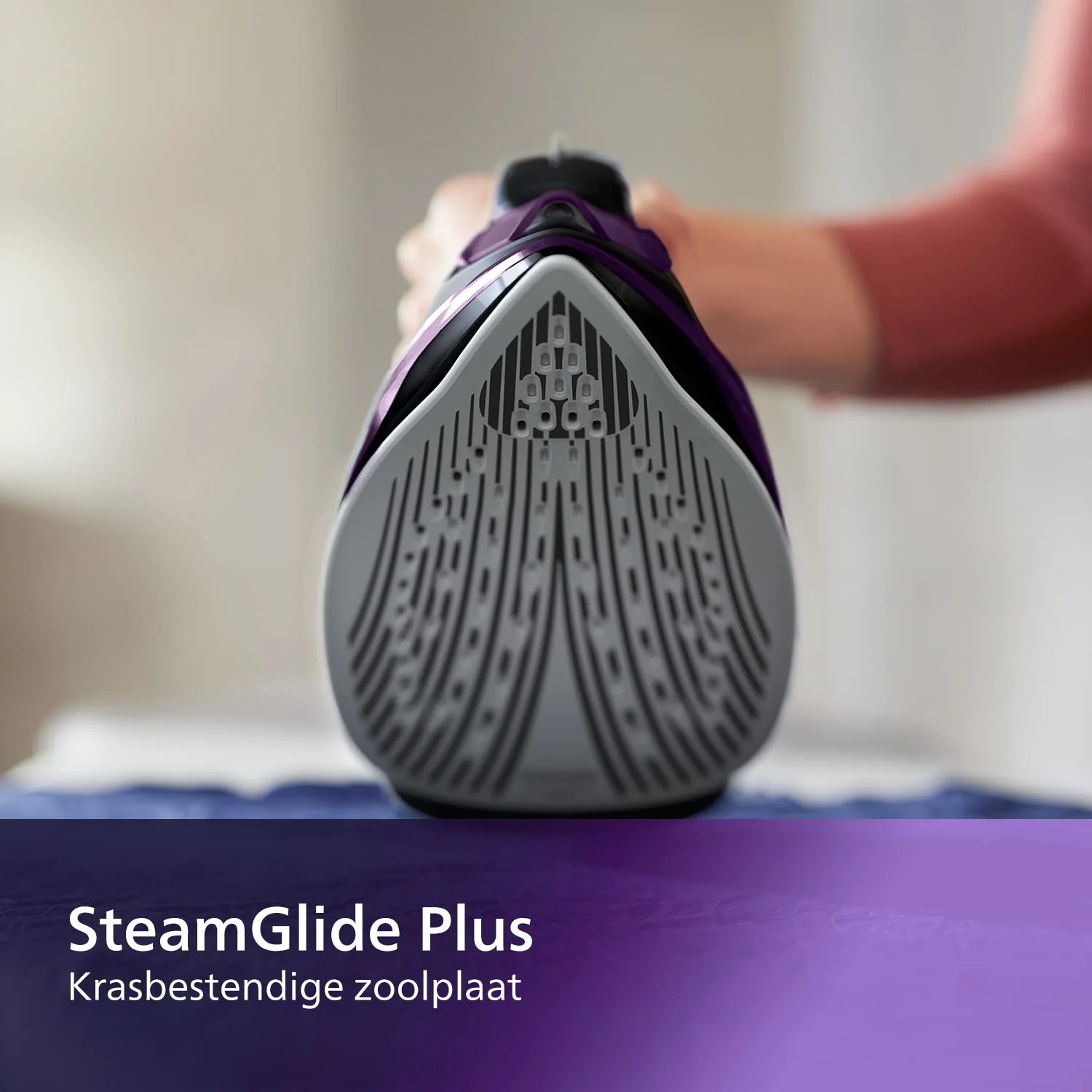Philips Series 5000 Dampfbügeleisen – 2400 W, konstante Dampfleistung 45 g/min, Dampfstoß 180 g, Vertikaldampf, SteamGlide Plus Bügelsohle, schwarz/lila (DST5030/80) - Image 12
