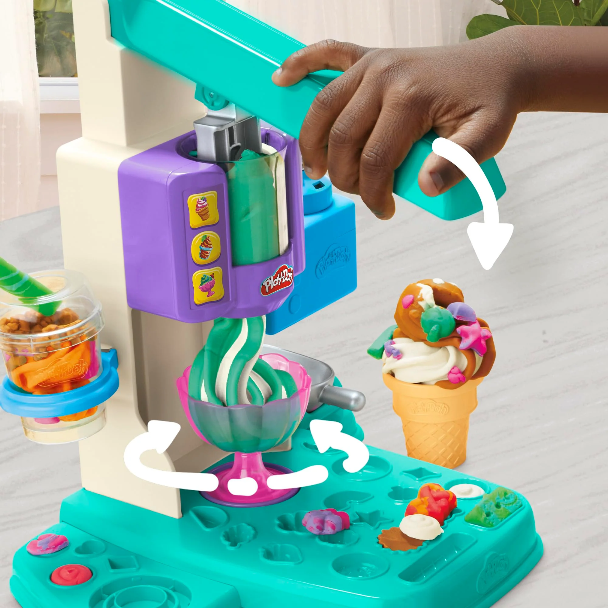 Play-Doh Bunte Regenbogen Eismaschine, 2 x 56g einfarbig & 3 x 56g zweifarbig, Spielküchen-Set mit Zubehör, kreatives Spielen für Kinder ab 3 Jahren - Image 8