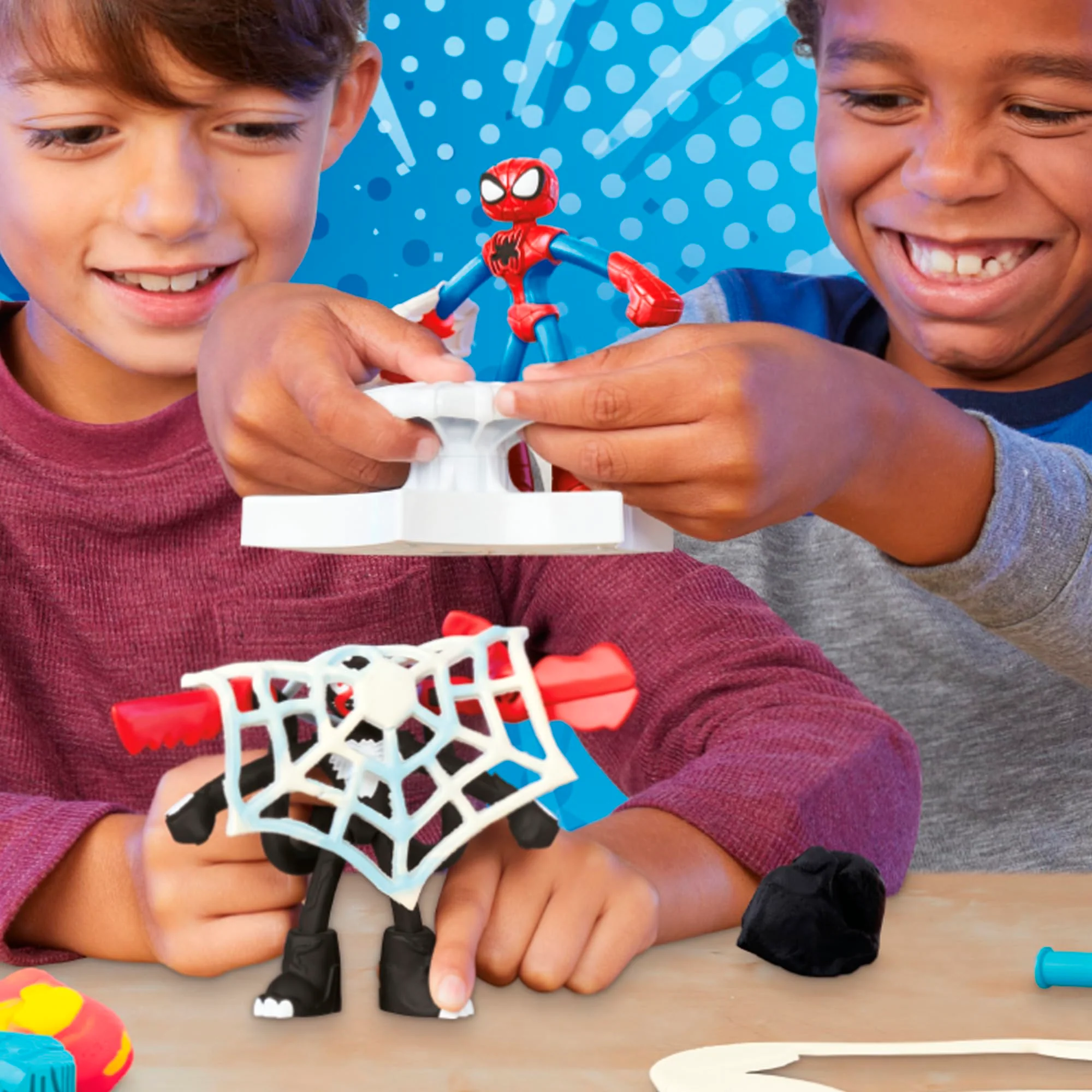 Play-Doh Marvel Spider-Man Netz-Action Set, 2 Spielfiguren und vielen Knetformen, 4 Dosen Modelliermasse in passenden Farben, kreatives für Kinder ab 3 Jahren - Image 12