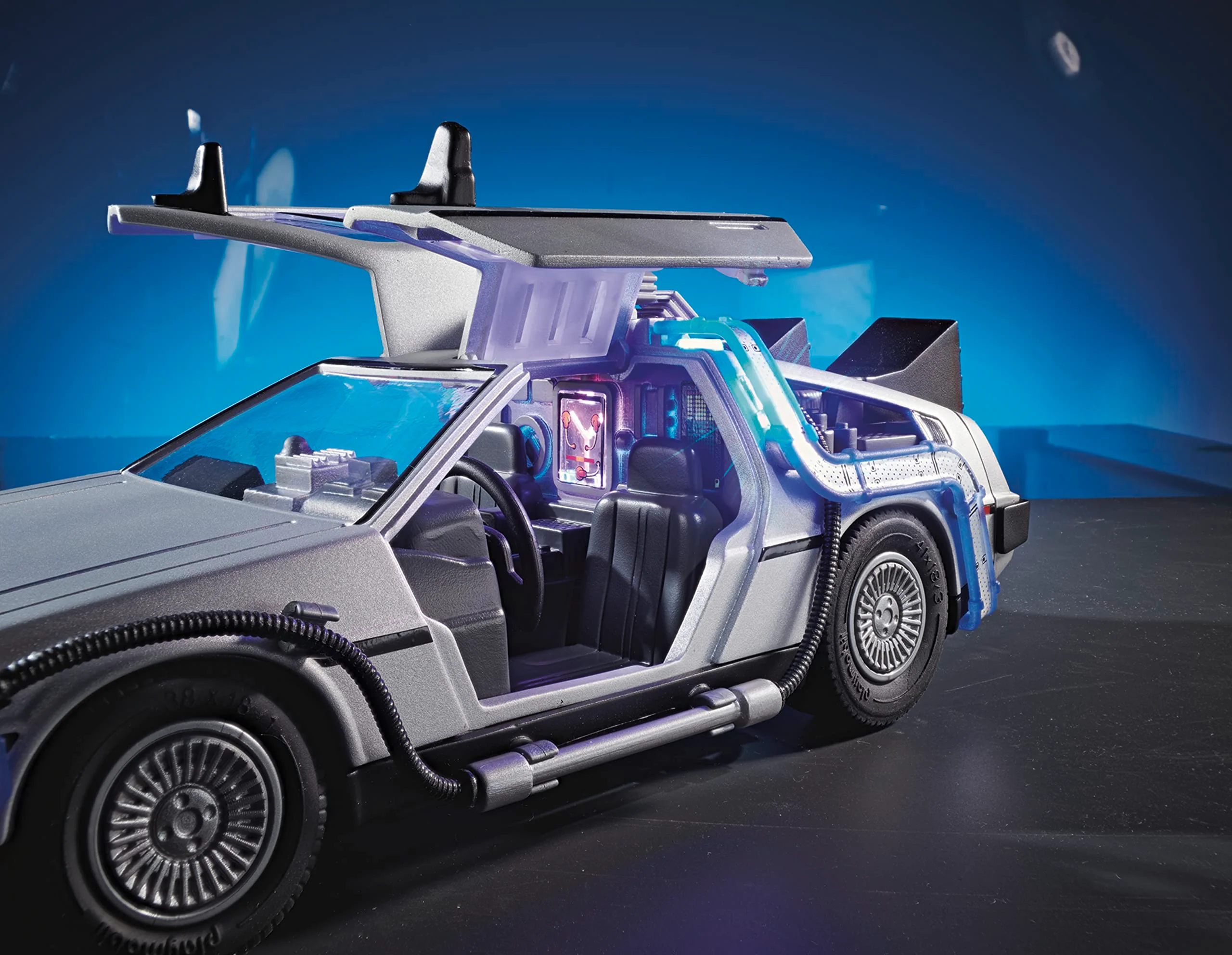 PLAYMOBIL Back to The Future 70317 Delorean mit Lichteffekten, Ab 6 Jahren - Image 4