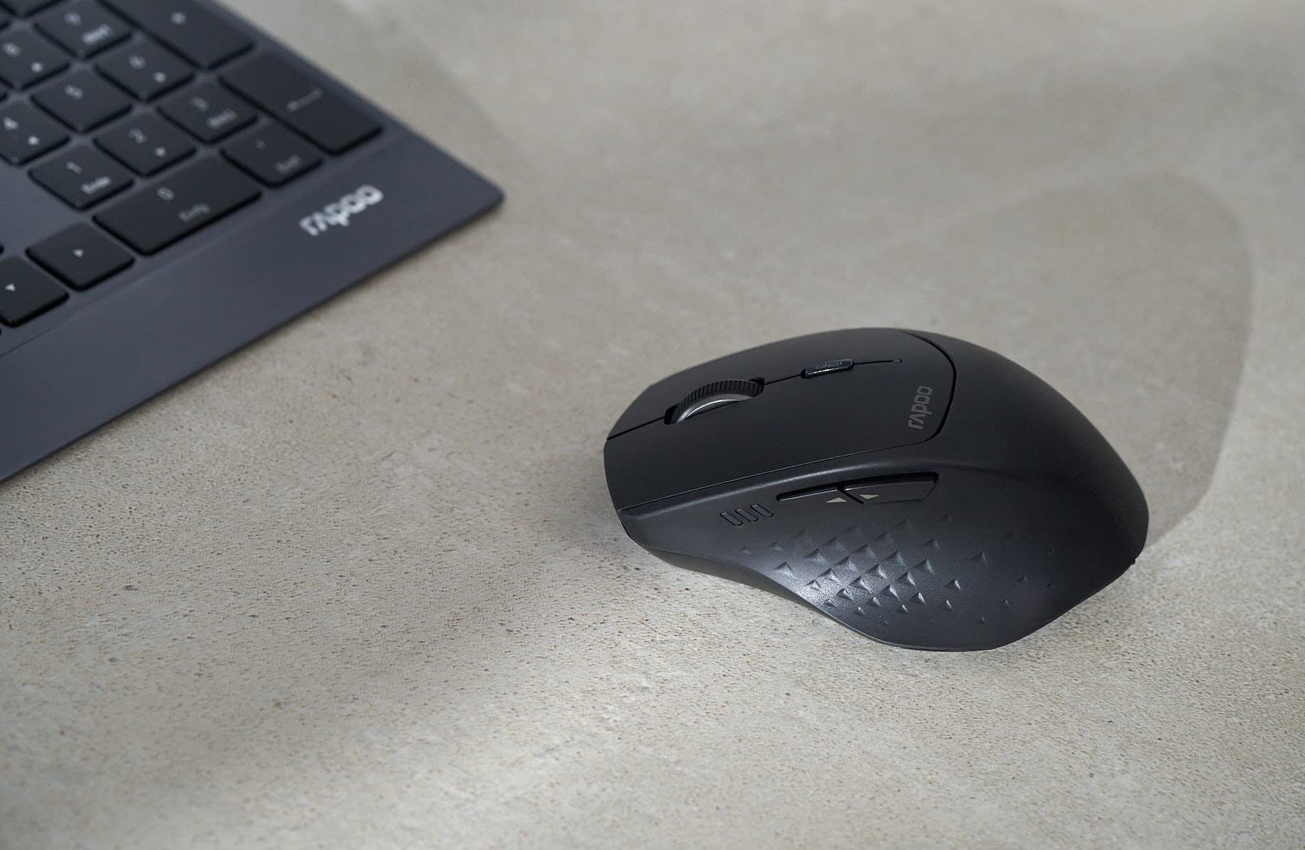 Rapoo 9500M kabelloses Tastatur-Maus Set Wireless Deskset 1600 DPI Sensor 12 Monate Batterielaufzeit flaches Aluminium Design DE-Layout QWERTZ PC & Mac - schwarz