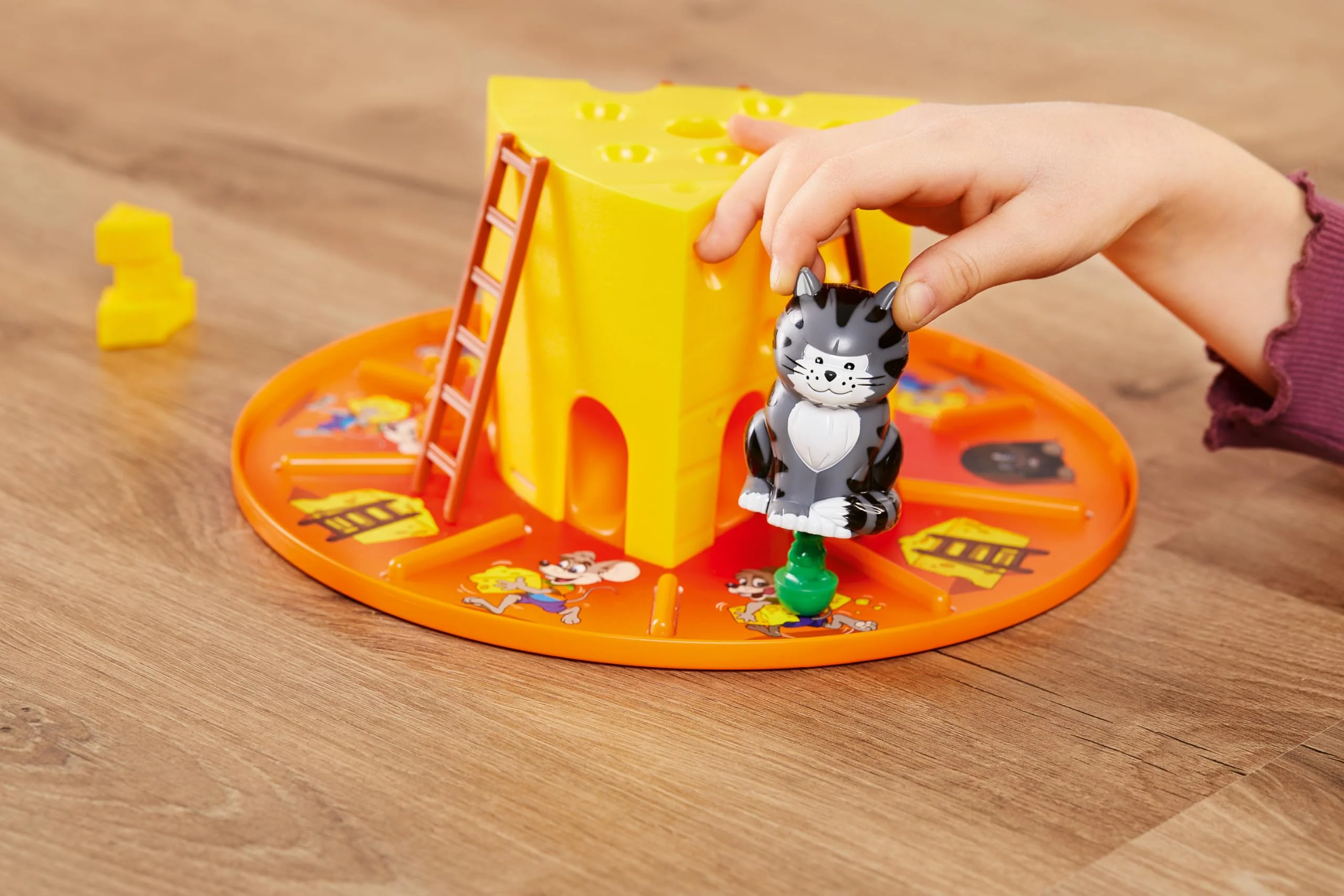 Ravensburger Kinderspiele 24562 - Max Mäuseschreck - Würfelspiel für 2 bis 4 Spieler, Kinderspiel ab 4 Jahren - Geburtstagsgeschenke - Image 2
