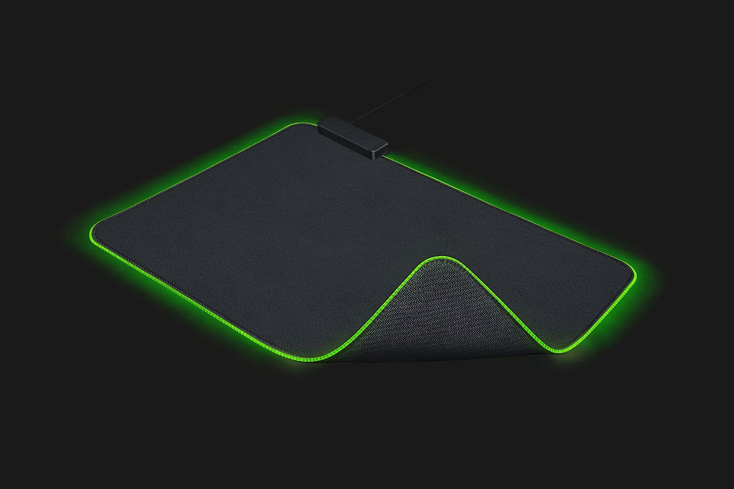 Razer Goliathus Chroma - Weiche Gaming Maus-Matte mit RGB Beleuchtung (Kabelhalterung, Stoff-Oberfläche, rutschfest, gesteppter Rand, optimiert für alle Mäuse) Schwarz - Image 10