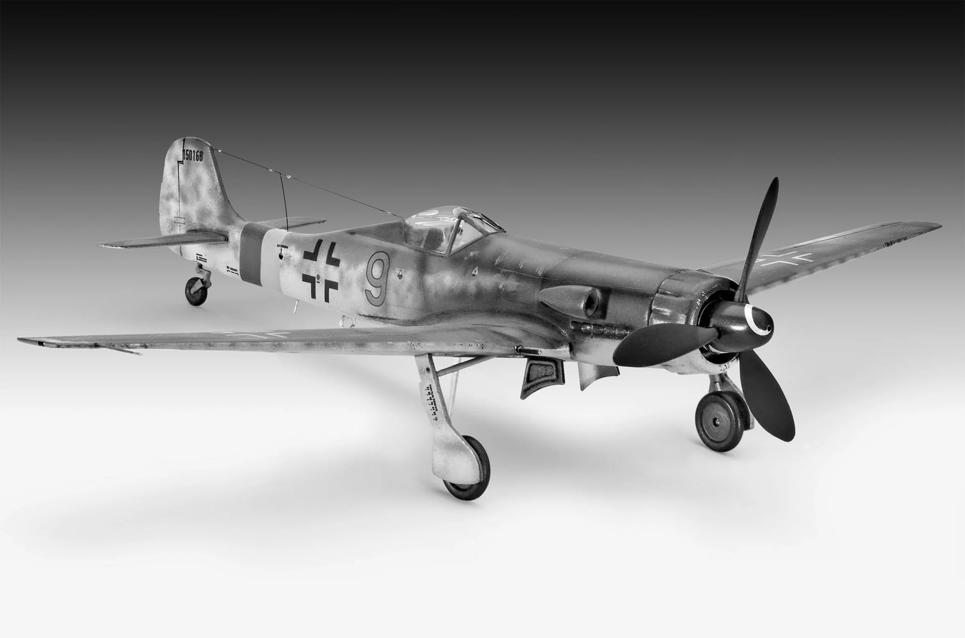 Revell 03981 Focke Wulf TA 152 H I originalgetreuer Modellbausatz im Maßstab 1:72 Level 3 I detailreich und unlackiert I für anfänger und fortgeschrittene - Image 6