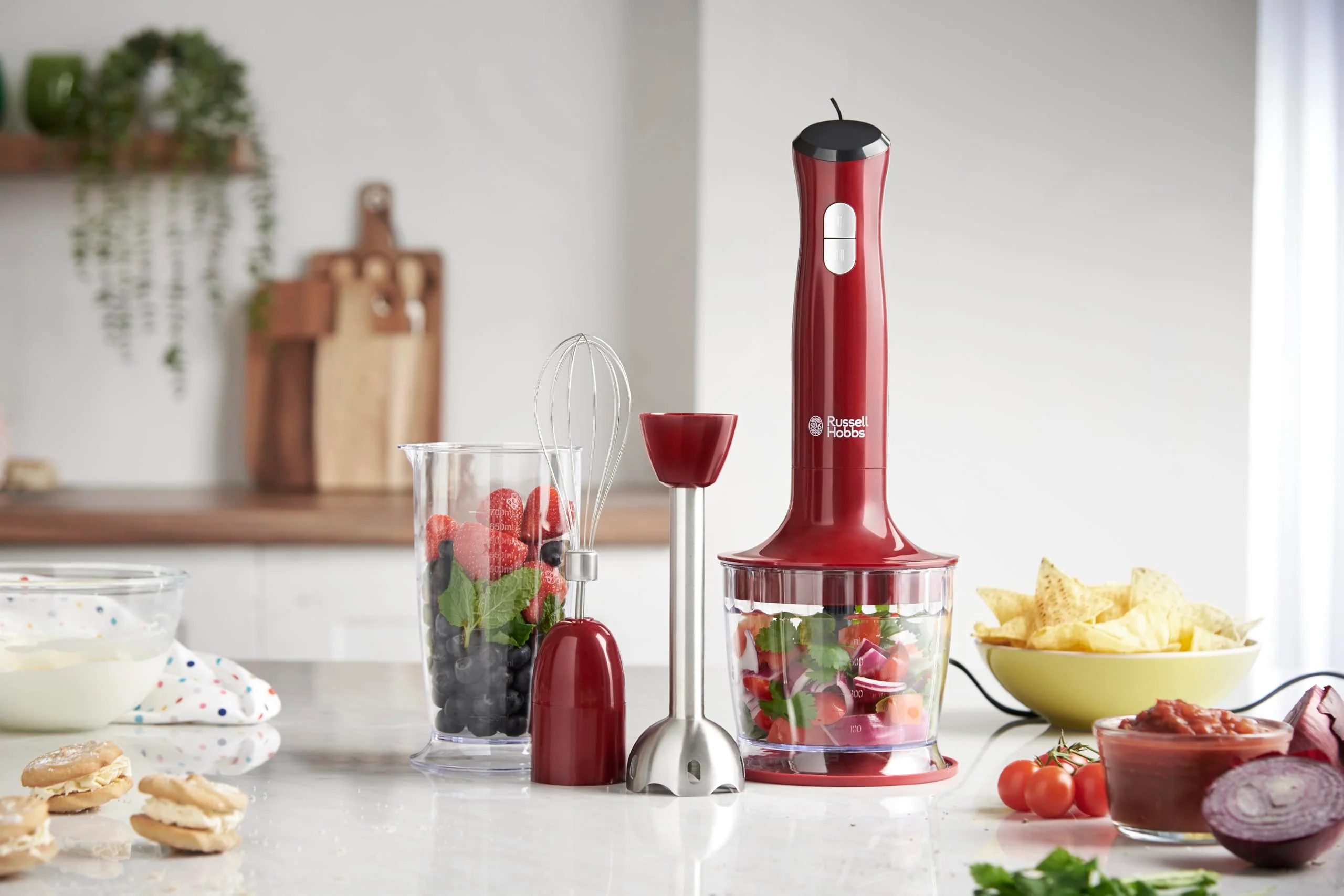 Russell Hobbs Stabmixer [3-in-1: Pürierstab/Zerkleinerer, Mixer- & Schneebesenaufsatz] Desire Rot (BPA-freies & spülmaschinenfestes Zubehör, für Smoothie, Suppen Saucen, Joghurt Babynahrung) 24700-56 - Image 6