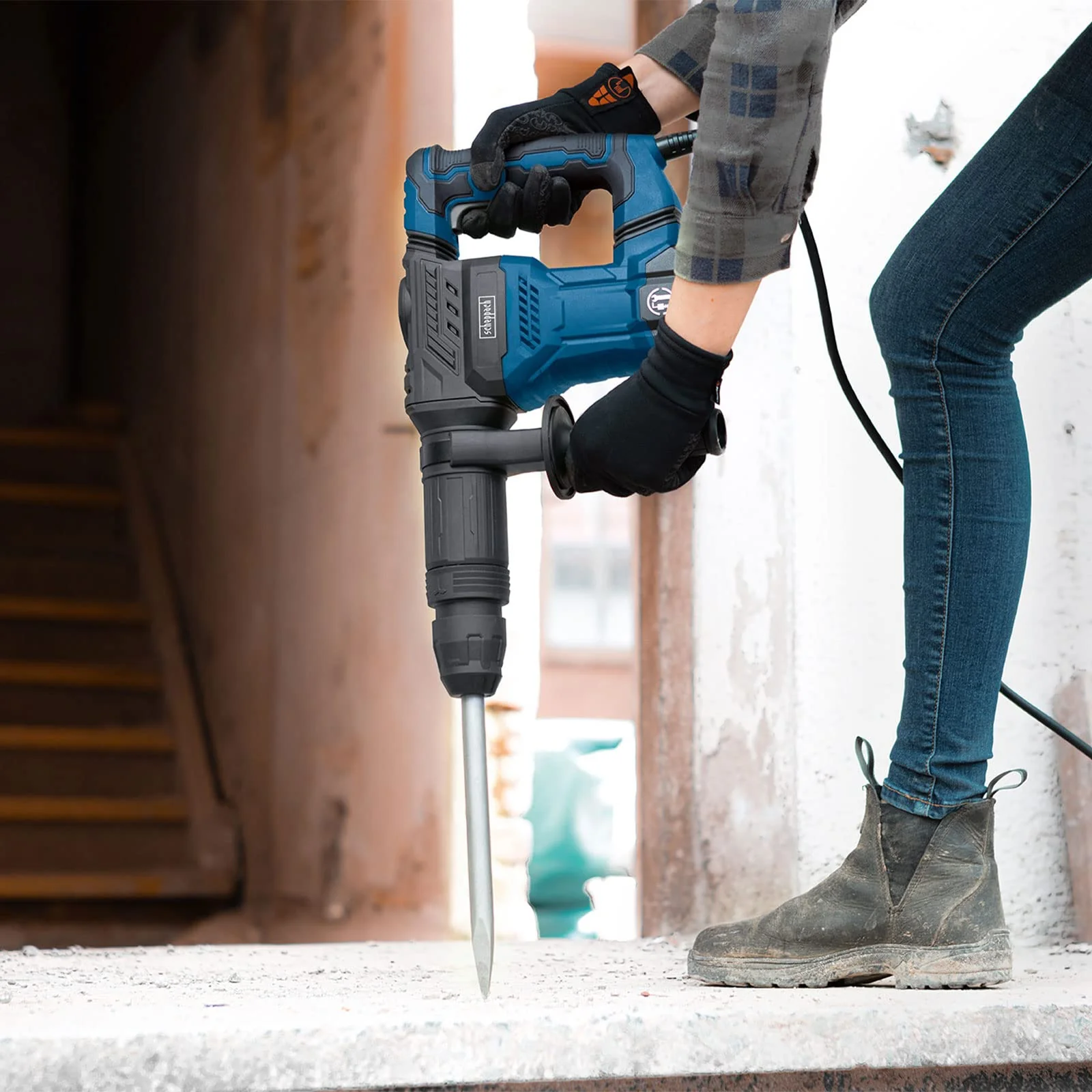 Scheppach Abbruchhammer AB1500x Betonhammer | 20J Schlagkraft | 1300W Leistung | SDS-Max | 4100 BPM | 6kg leicht | inkl. Spitz- und Flachmeißel und Koffer - Image 8