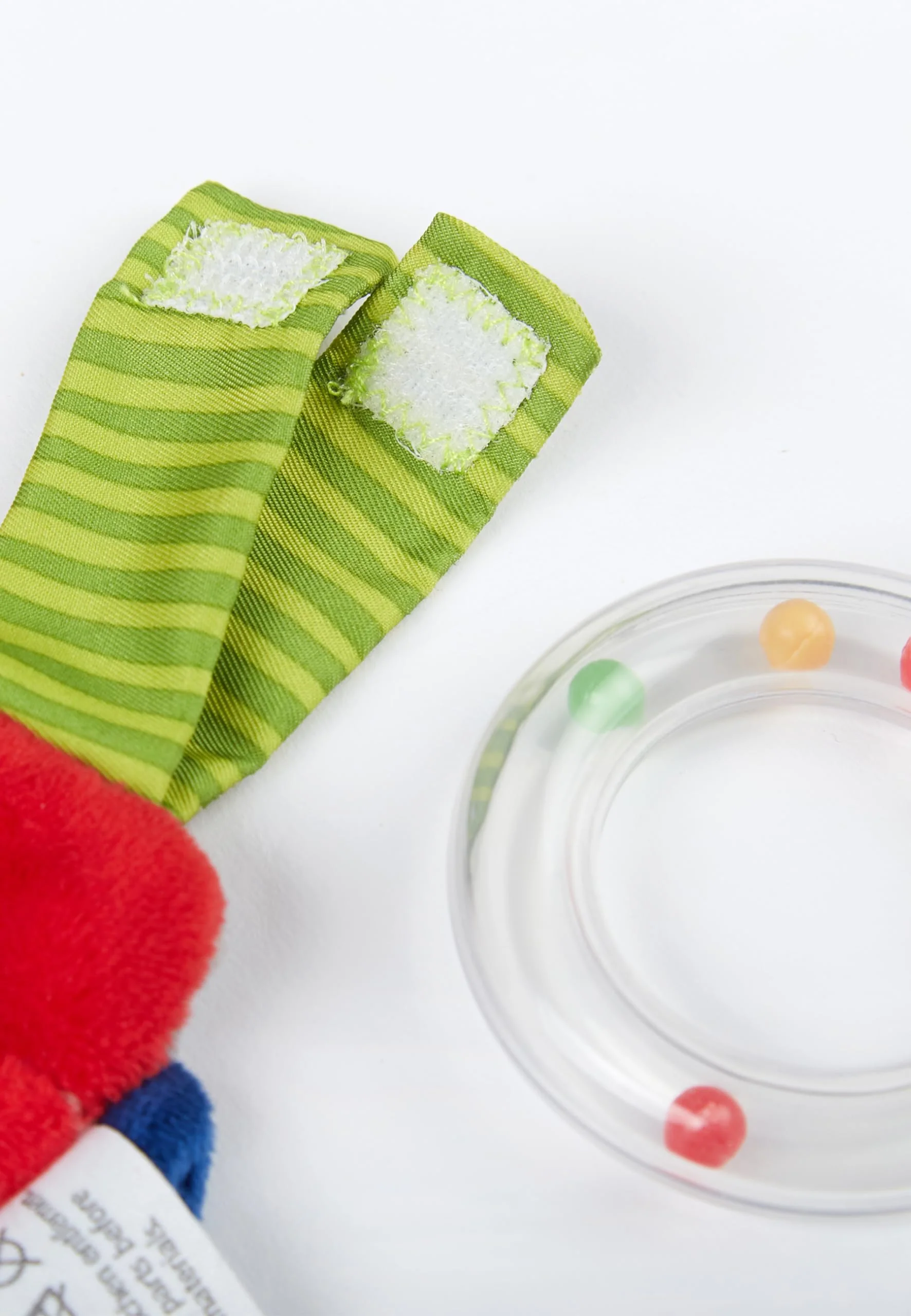 SIGIKID 42304 Aktiv-Knistertuch Feuerwehr PlayQ Mädchen und Jungen Babyspielzeug empfohlen ab Geburt rot, 1 Stück (1er Pack) - Image 2