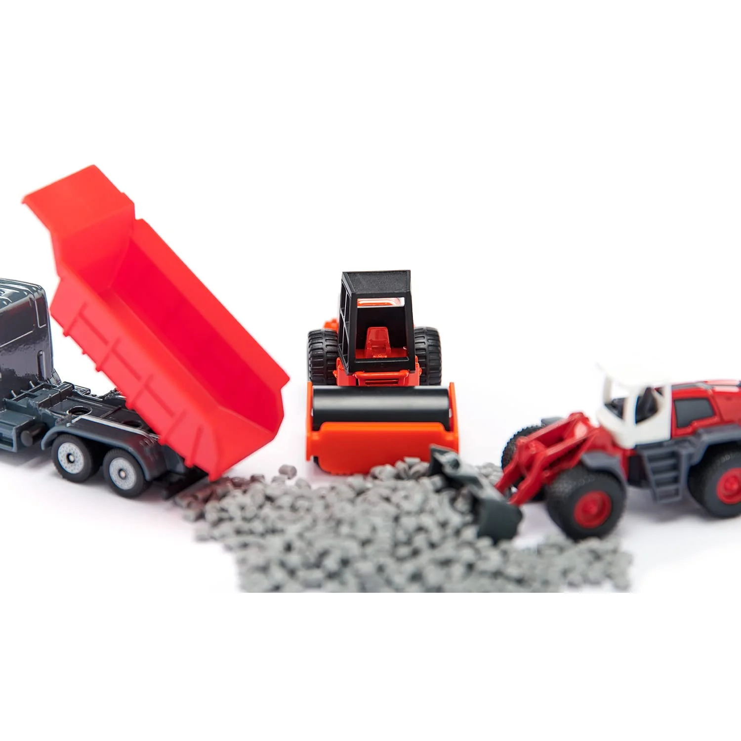 siku 6329, Geschenkset Straßenbau, Muldenkipper, Liebherr Radlader, Straßenwalze, Bewegliche Teile, Inkl. Granulat - Image 4
