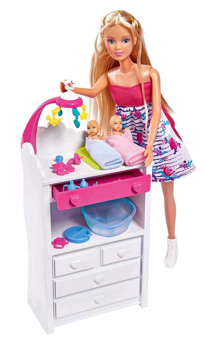 Simba 105733333 - Steffi Love Welcome Twins, Schwangere Puppe, mit Zwillingen, mit Wickeltisch und Badewanne, Zubehör, Ankleidepuppe, 29cm, für Kinder ab 3 Jahren