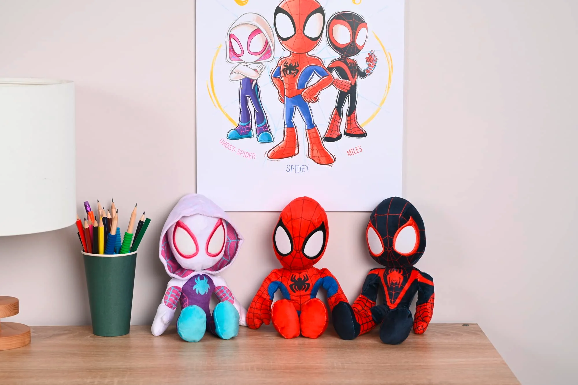 Simba 6315875810X06-Disney Marvel Spidey, 25cm Plüschfigur mit Glow in The Dark Augen, Spiderman Filmfigur, Plüschspielzeug, Spinne, Comic Figur, Superheld, ab den ersten Lebensmonaten geeignet - Image 3