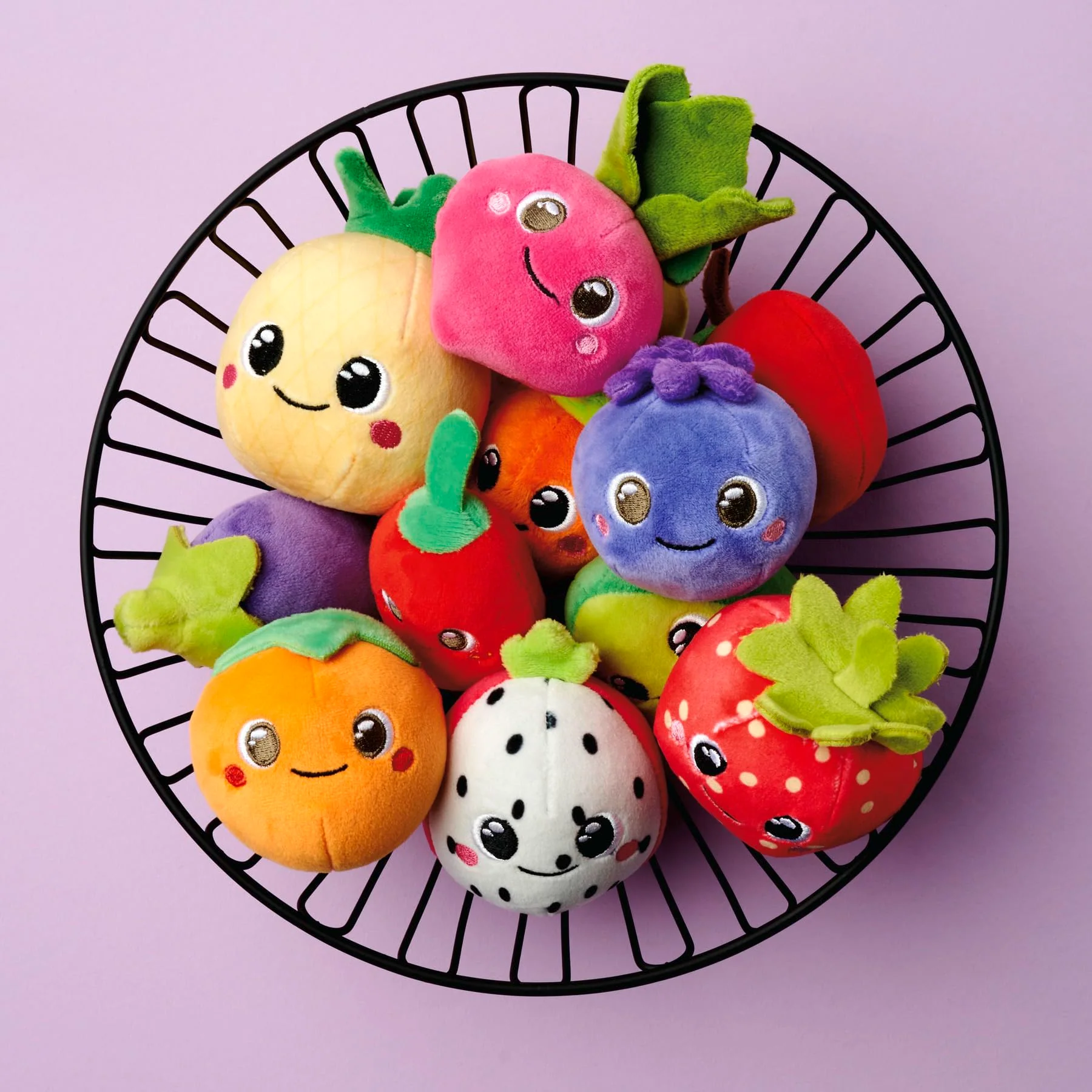 Simba Squeezlings - 12 Plüschfiguren zum Sammeln, es Wird nur EIN Artikel geliefert, Obst und Gemüse aus Plüsch, super Soft, niedliche Gesichter, ca. 8cm, ab 3 Jahren - Image 6