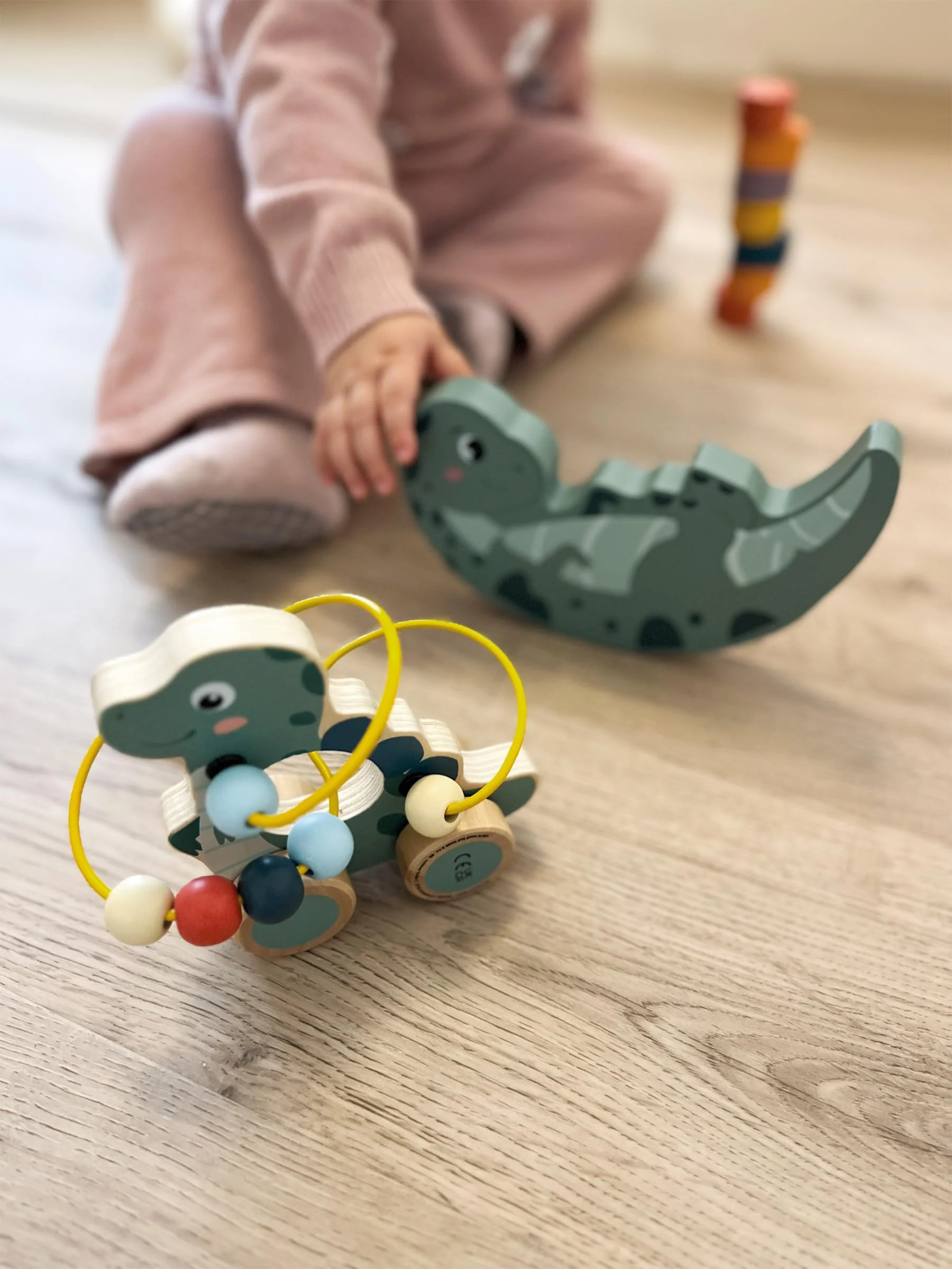 small foot Schiebetier mit Motorikschleife „Dino“, aus FSC 100%-zertifiziertem Holz, für Kinder ab 12 Monaten, 12615 - Image 2