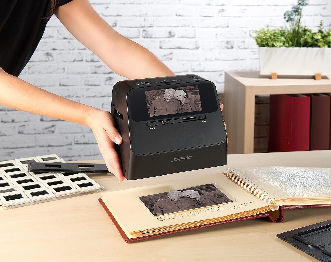 Somikon Fotoscanner: 3in1-Foto-, Dia- & Negativscanner mit 22 MP und HDMI-Ausgang, Akku (Scanner, Bilder Scanner, Digitalisierung) - Image 11