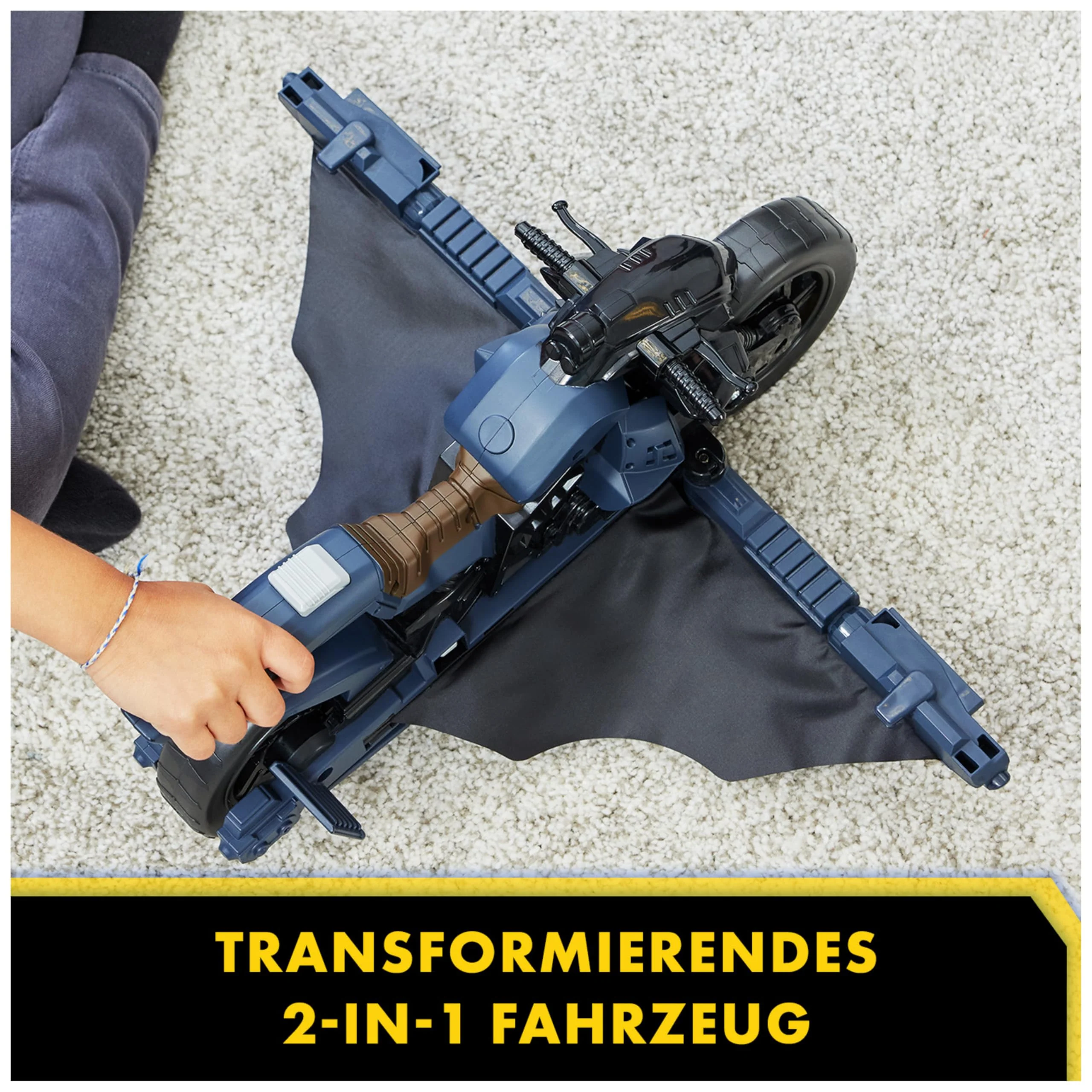 Spin Master Batman Adventures Batcycle - transformierendes 2-in-1 Fahrzeug Motorrad und Gleiter, kompatibel mit 30 cm Batman Action-Figuren, Spielzeug für Kinder ab 4 Jahren - Image 12