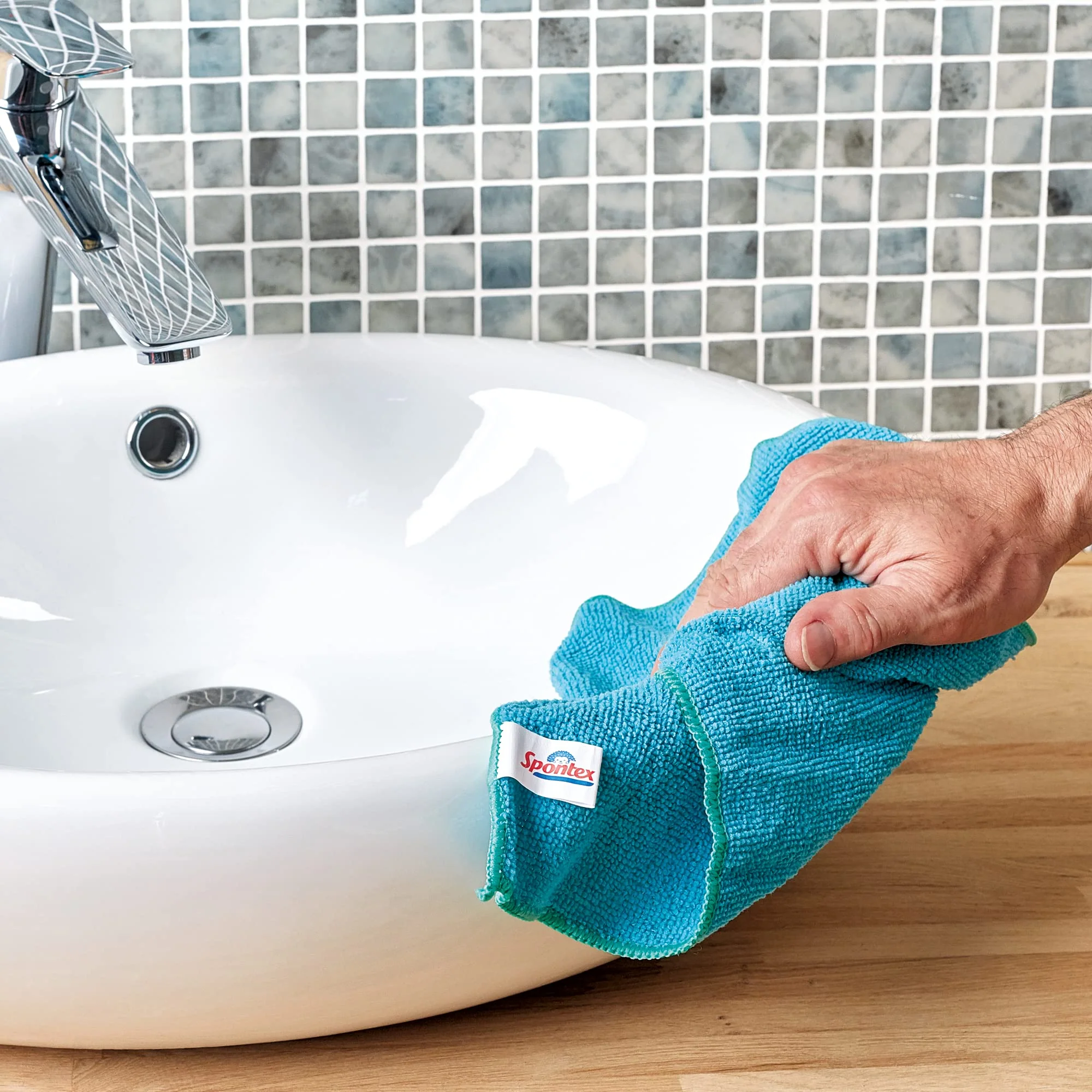 Spontex Microfibre Allzwecktücher 8+2 Gratis, 1 Packung - bunte Mikrofasertücher - Image 10