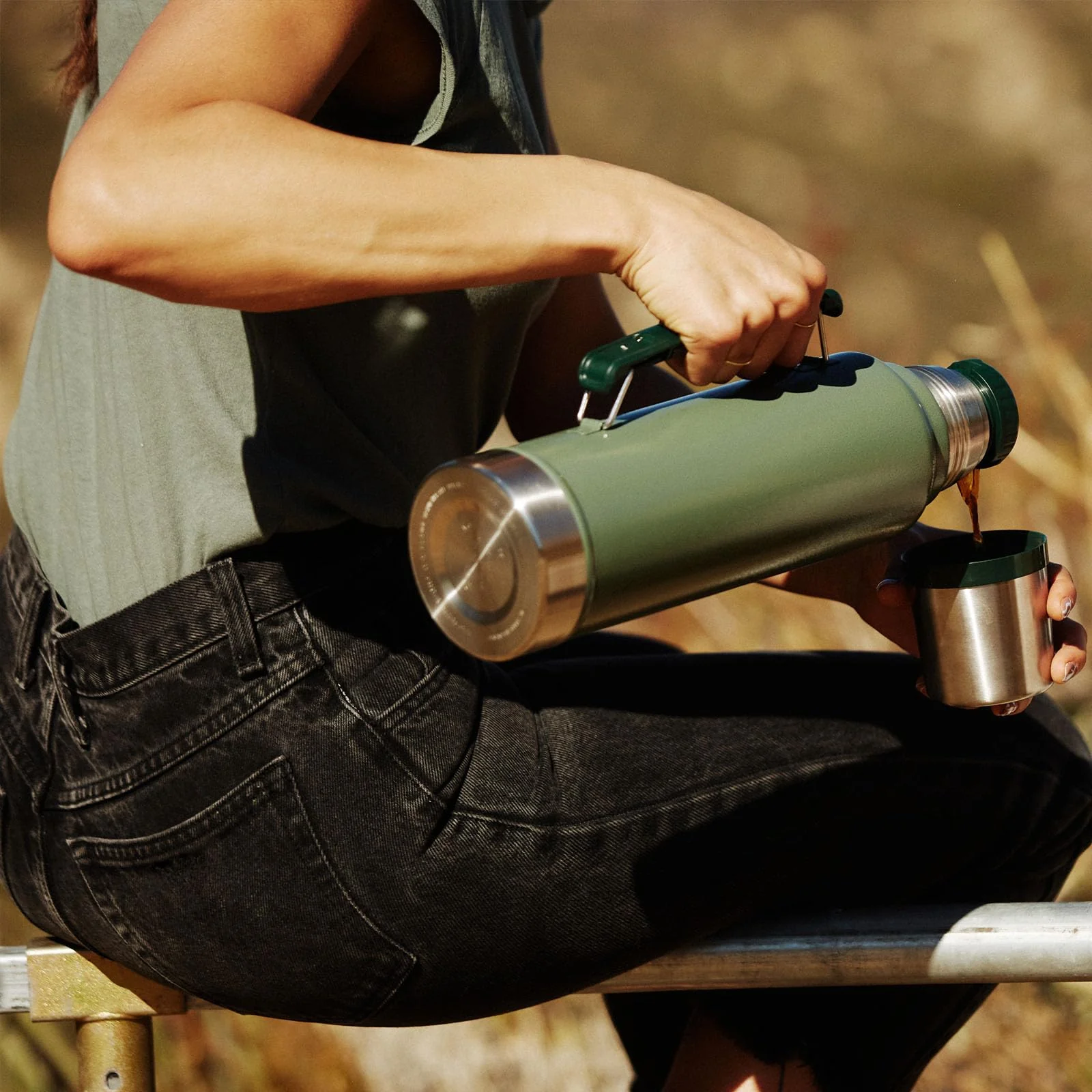 Stanley Classic Legendary Thermosflasche 1L - Thermos Hält 24 Stunden Heiß oder Kalt - Edelstahl Thermoskanne - BPA-Frei - Spülmaschinenfest - Bottomland - Image 3