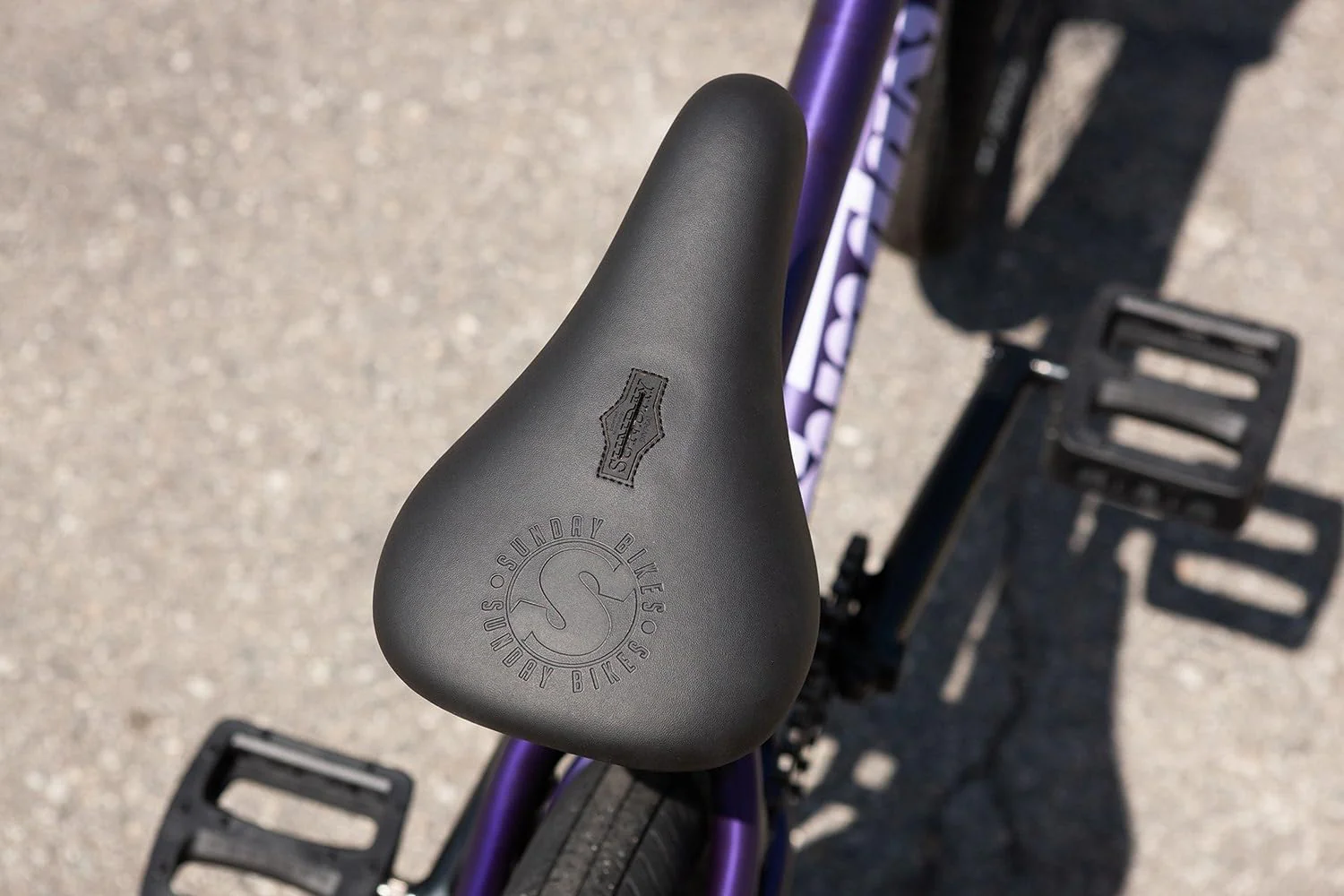 SUNDAY 2022 Scout 20 Zoll Komplettfahrrad Matt Translucent Purple 20.75TT - Image 6