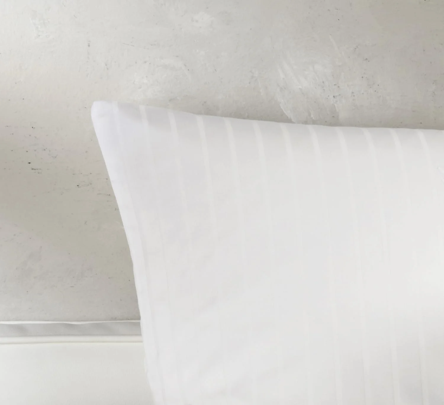texpot Bettwäsche Hotelbettwäsche weiß Hotelverschluß (140 x 210 cm, 6-24mm Wechselstreifen) - Image 2