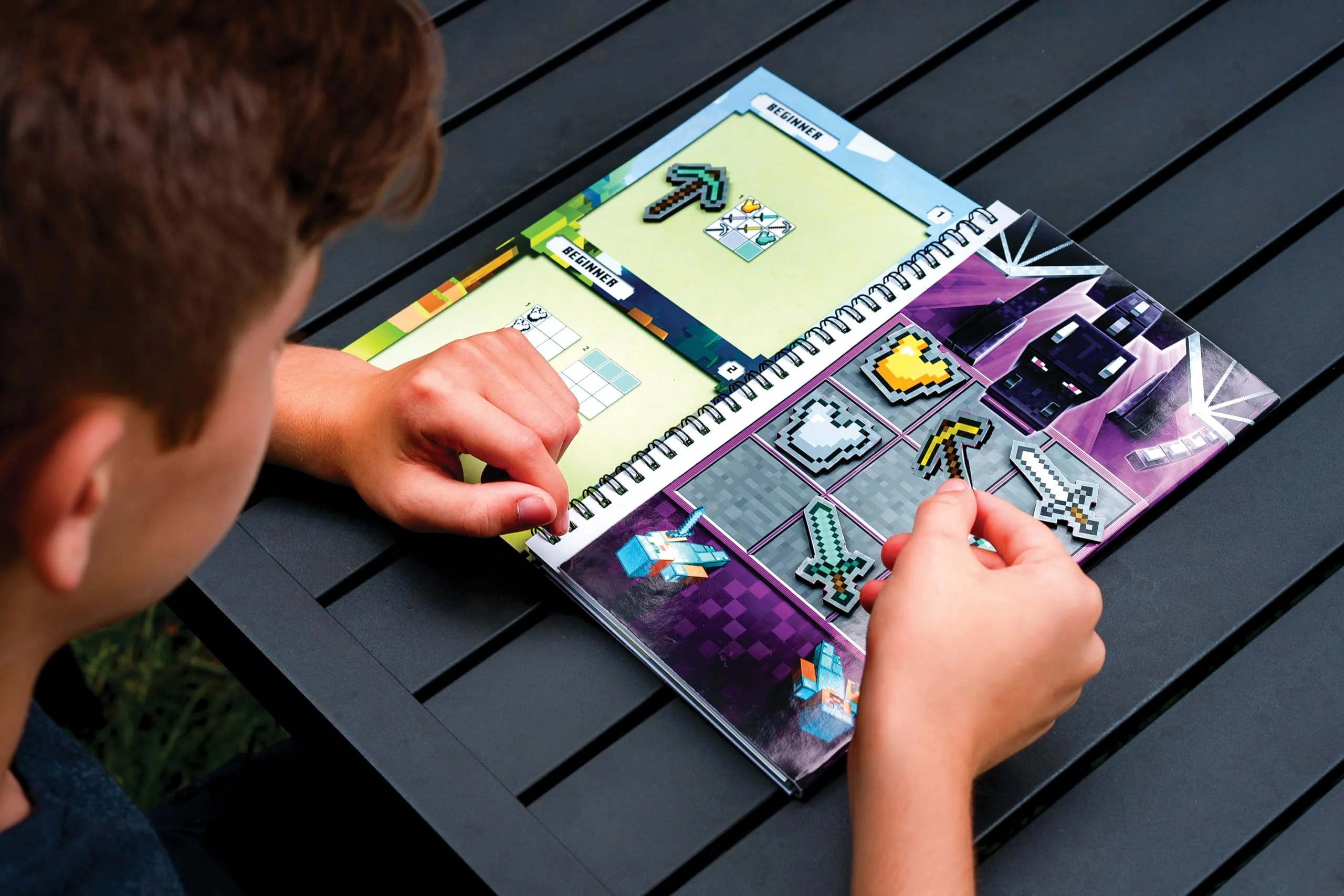 ThinkFun - 76402 - Minecraft - Das magnetische Reisespiel. Perfekt für die Reise und als Geschenk - EIN Logikspiel Nicht nur für Minecraft-Fans - Image 6