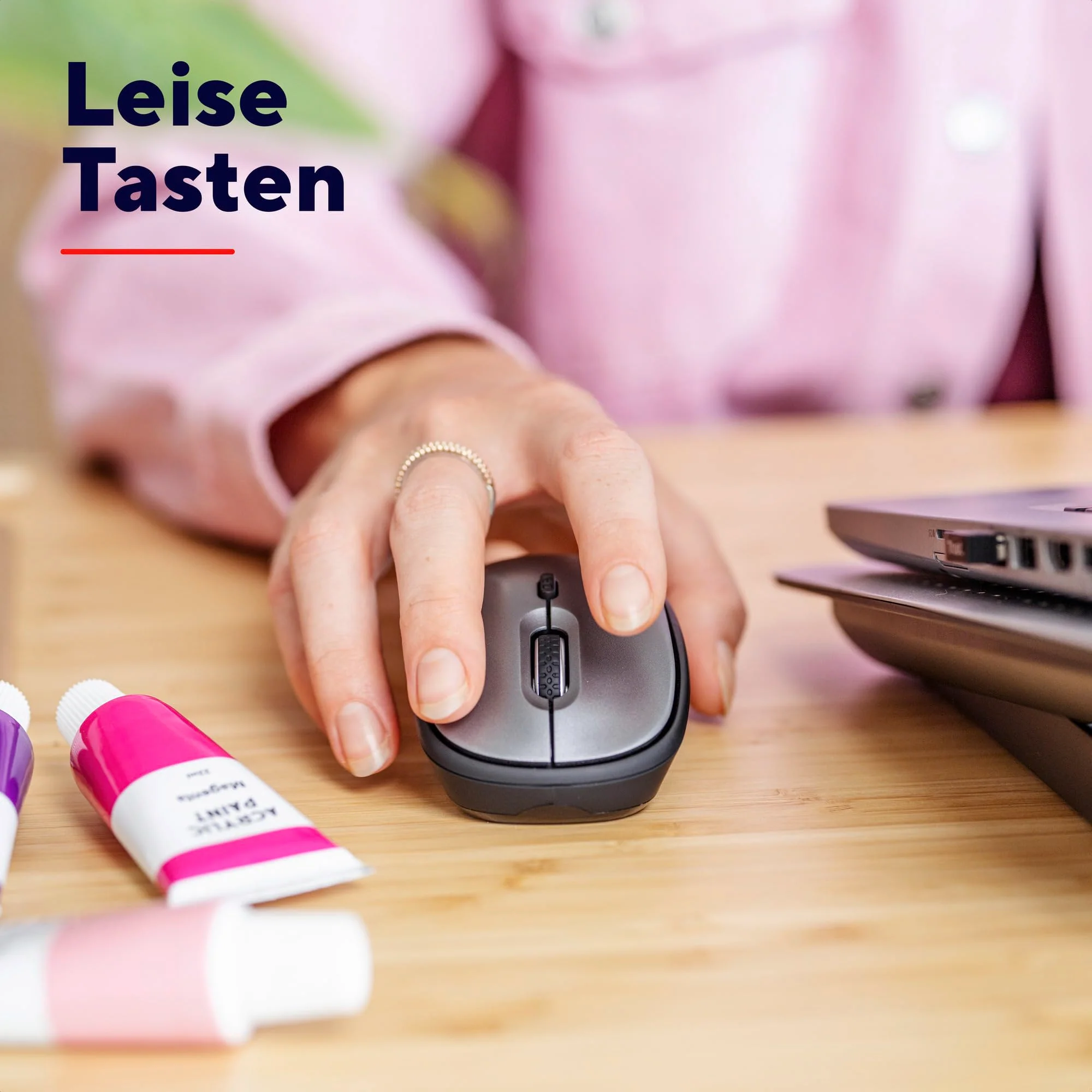 Trust Yuki Leise Funkmaus mit Batterie für Rechts- und Linkshänder, 800-1600 DPI, 83% Recyclingkunststoff, Verstaubarer USB Mikroempfänger, Kompakte Maus Kabellos für Laptop, PC, Mac - Schwarz - Image 6