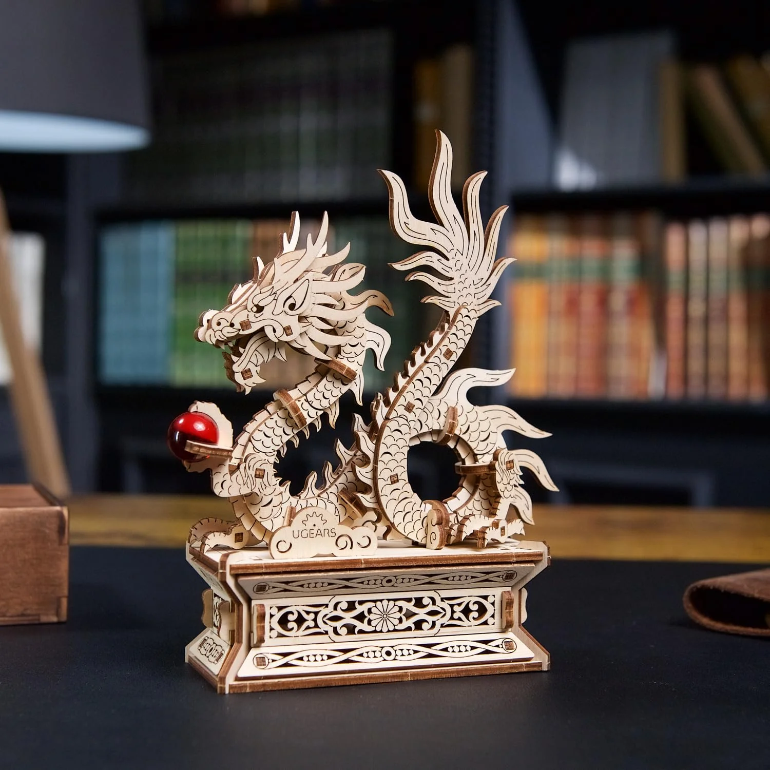 Ugears Wood Dragon 3D Puzzle - 3D Holzpuzzle Erwachsene Chinesischer Drache Modellbausatz Erwachsene - Glücksbringer Bauset mit Geheimfach und Perle Modellbau Holz - Geburtstagsgeschenk - Image 2