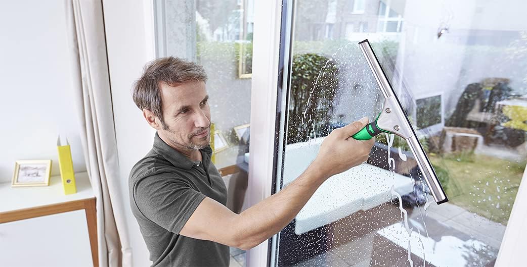 Unger ErgoTec 79001 Fensterabzieher, 45 cm, Gummi-Abziehklinge, Edelstahlkanal & Gummigriff – Fensterreinigungsausrüstung - Image 18