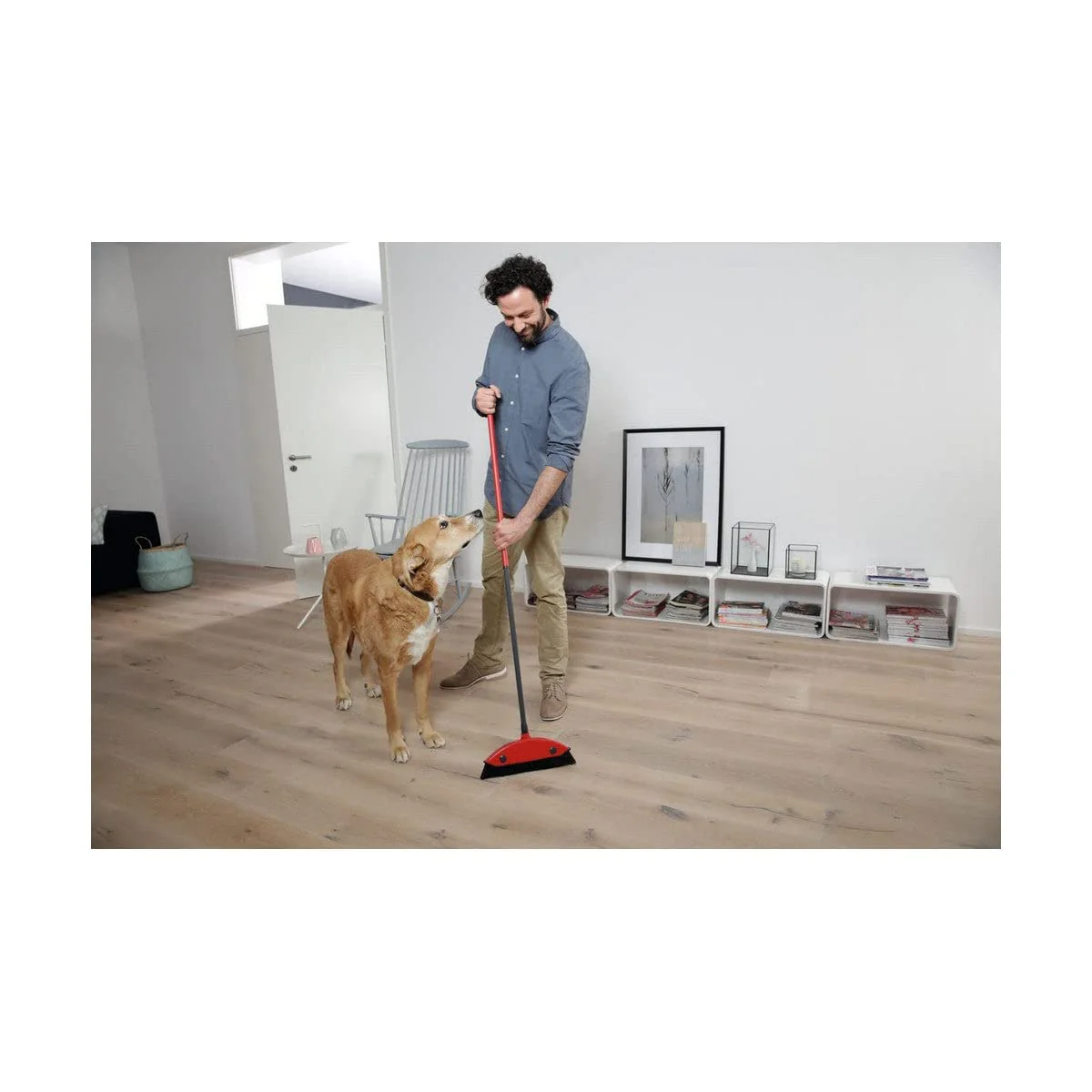 Vileda Multi Besen, mit Teleskopstiel, Kautschukborsten, gegen Tierhaare, Stiellänge 75–130 cm, für alle Böden, ideal auch für Teppiche - Image 6