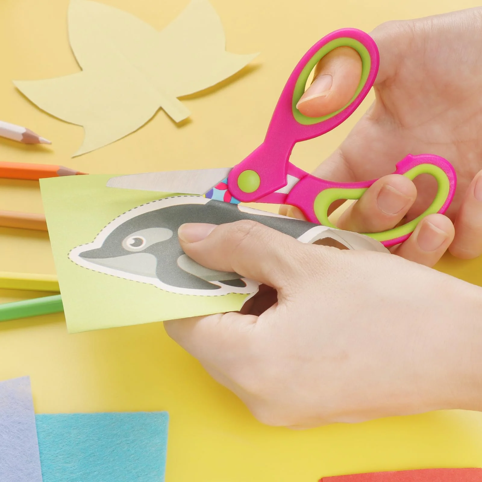 Vutyvve Kinder Schere mit gemusterten Kinderschere, stumpfe Spitze Sicherheit Kinder Handwerk Schere, Edelstahlklingen, weiche Griffe, rosa, blau, Obst grün 3 Paare - Image 7